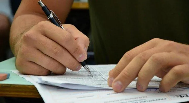 Encceja 2025 fecha inscrições hoje: saiba como se inscrever e quem precisa pagar taxa