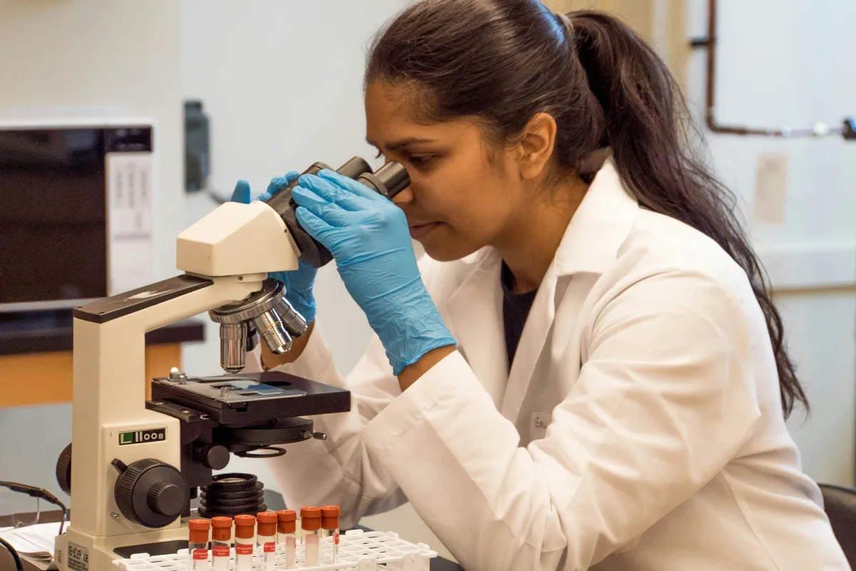 Prêmio Jovem Cientista 2025 abre inscrições com até R$ 40 mil em prêmios para ideias que enfrentem as mudanças climáticas