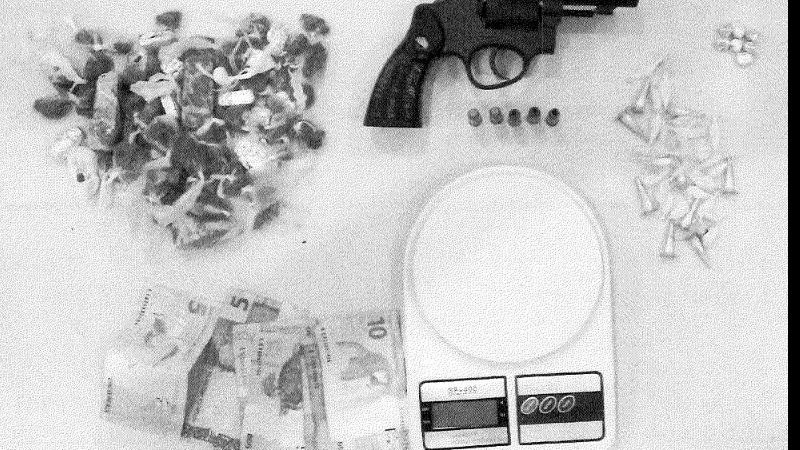 Suspeito de vários roubos é solto após ser agredido em prisão: justiça relaxa flagrante e impõe tornozeleira