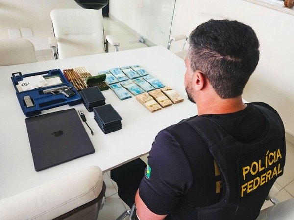 PF deflagra nova fase de operação contra fraudes no INSS com cumprimento de 66 mandados de busca e apreensão