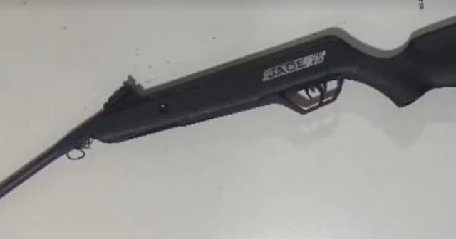 Menino é atingido por tiro acidental disparado pelo pai no interior baiano