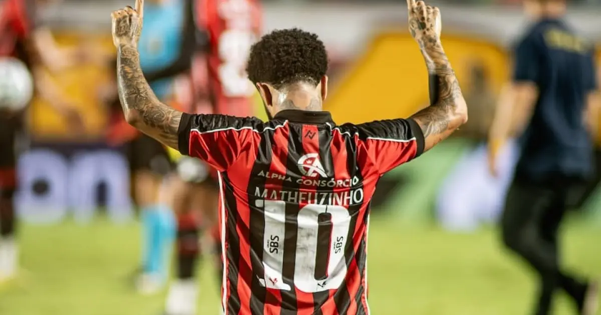 Vitória entre risco e reação: as probabilidades do clube nas últimas rodadas da Série A