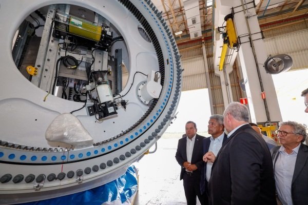 Bahia fortalece cadeia eólica com reativação da Fábrica de Torres de Aço em Jacobina