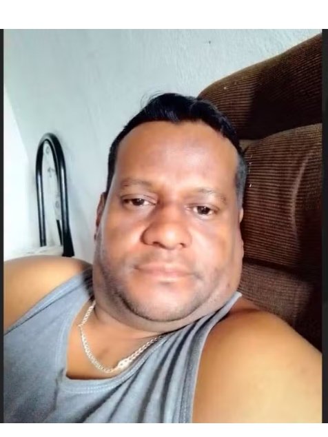 Motorista de prefeitura é morto a tiros em rua de cidade da Bahia