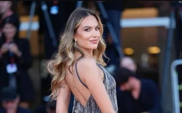 Cabeça de modelo assassinada é cortada e roubada de túmulo