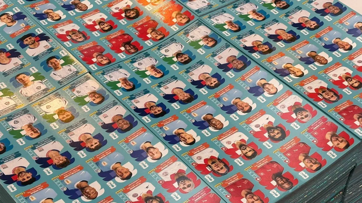 Após 60 anos, Fifa encerra parceria com a Panini e anuncia nova empresa para álbum da Copa
