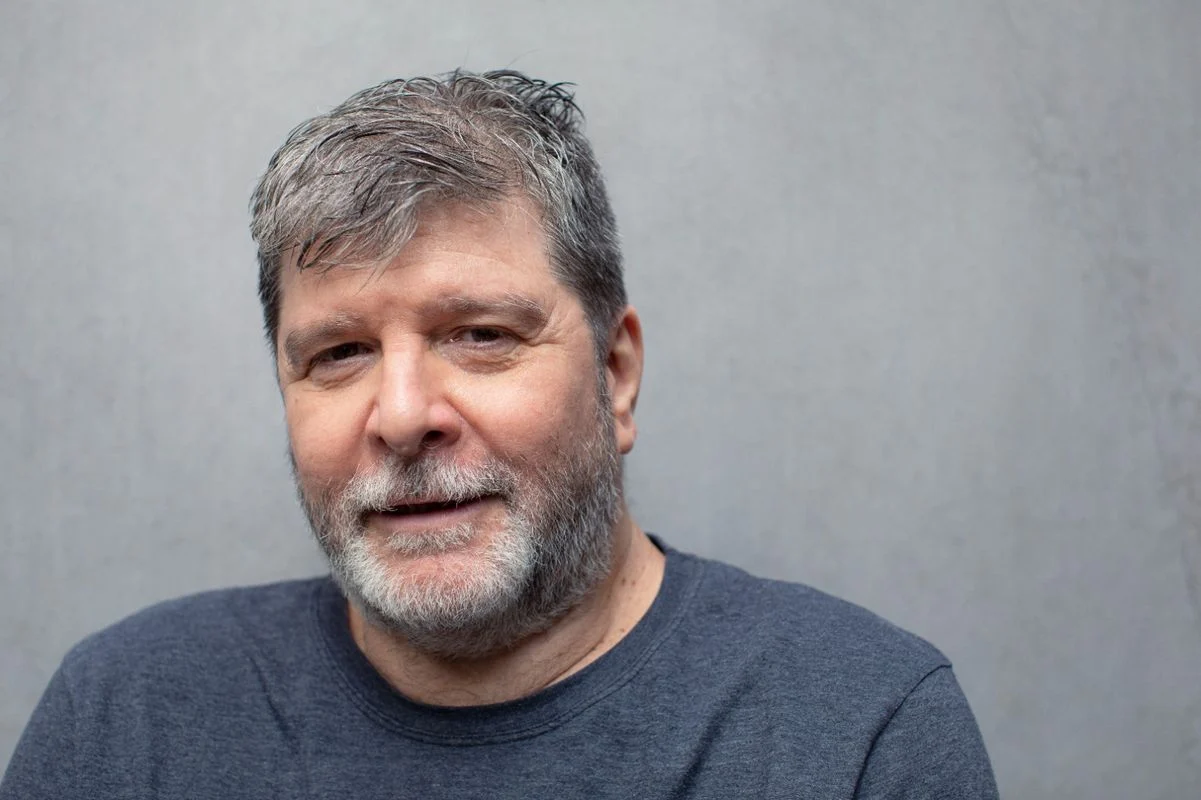 ‘Feliz Ano Velho’, de Marcelo Rubens Paiva, ganha série na Netflix