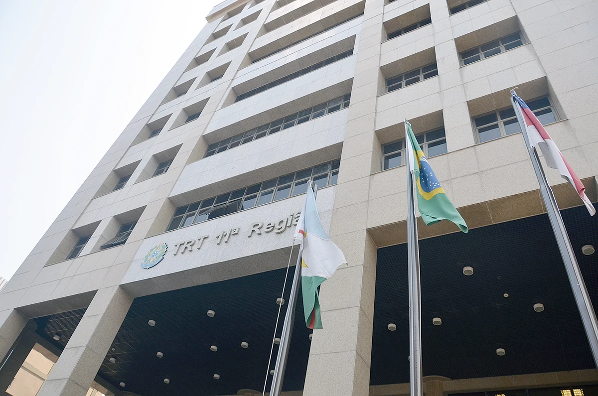 Funcionária sofre assédio no trabalho, desenvolve transtorno e ganha indenização de R$ 151 mil de empresa na Justiça