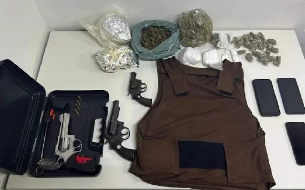 Suspeitos de homicídios, sequestros, roubos e tráfico de drogas morrem após confronto com a PM em Irecê.