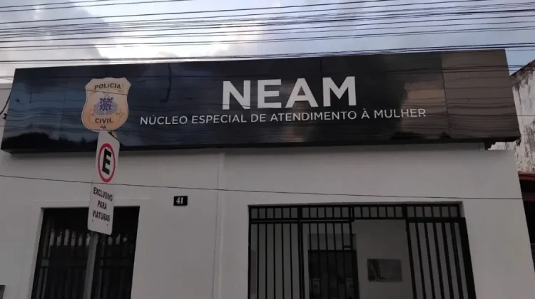 Homem tenta queimar casa com fiho e ex-companheira dormindo em Euclides da Cunha