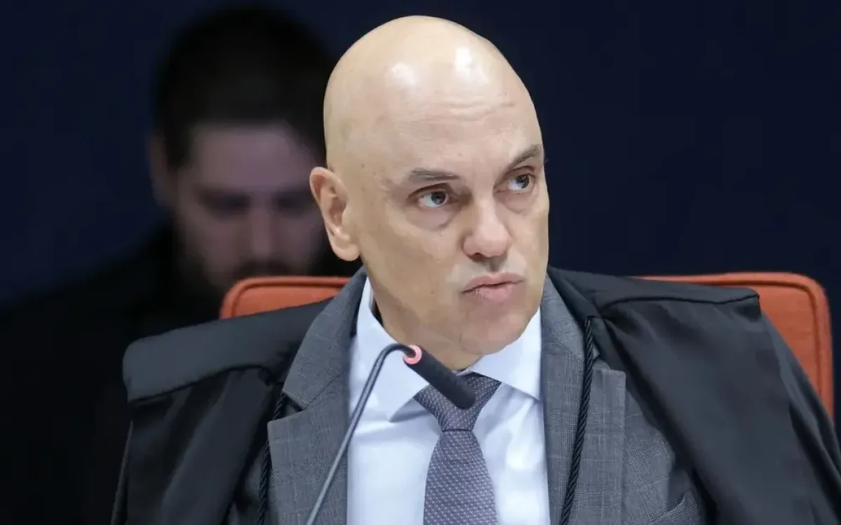 Moraes arquiva recurso de Bolsonaro e mantém condenação por tentativa de golpe