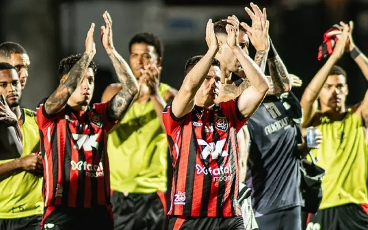 Série A: Vitória vence e conquista permanência; Bahia é superado pelo Fluminense fora de casa.