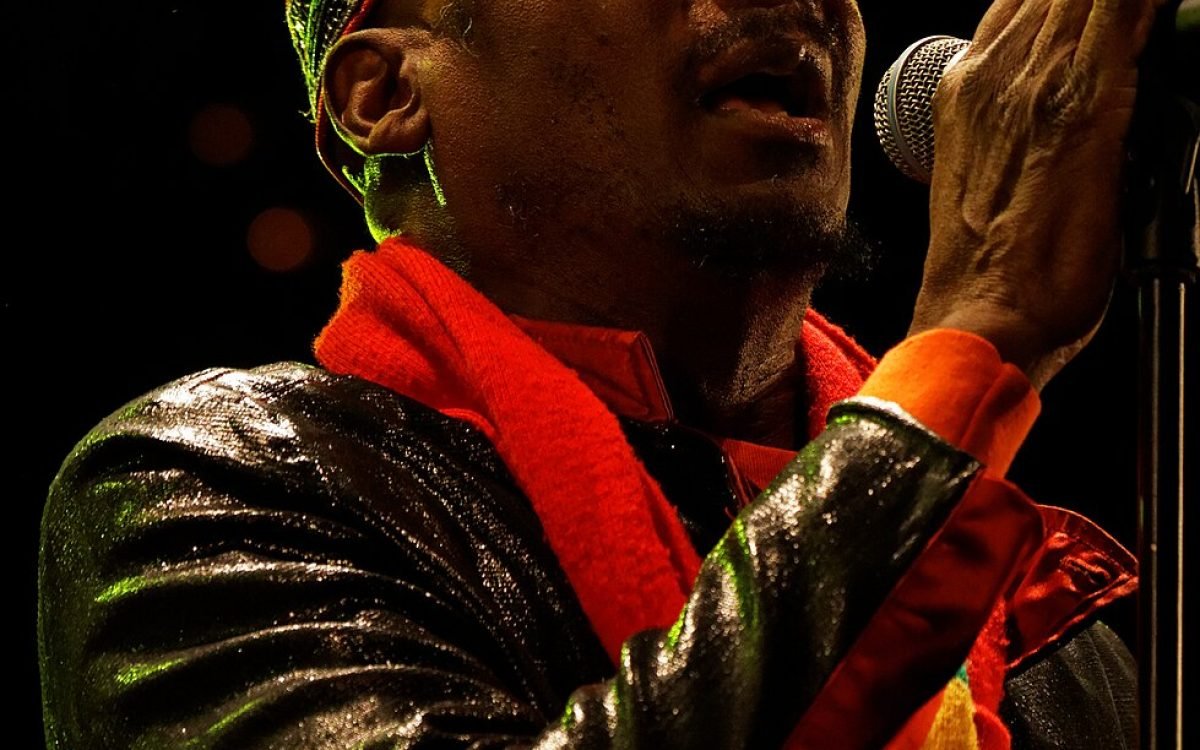 Jimmy Cliff, lenda do reggae, morre aos 81 anos