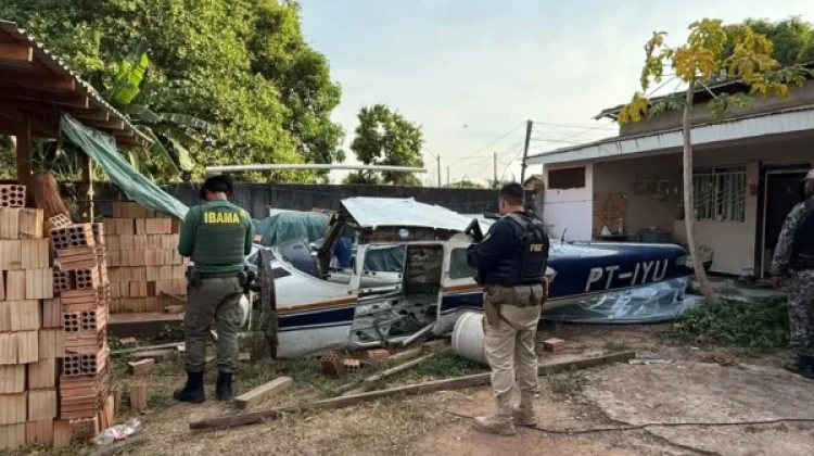 Aviões usados em garimpo ilegal são apreendidas em oficina clandestina no quintal de casa