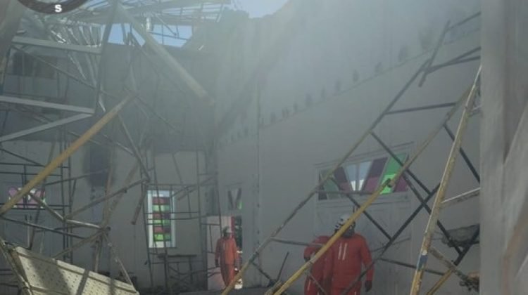 Teto de igreja desaba no sudoeste da Bahia e deixa feridos