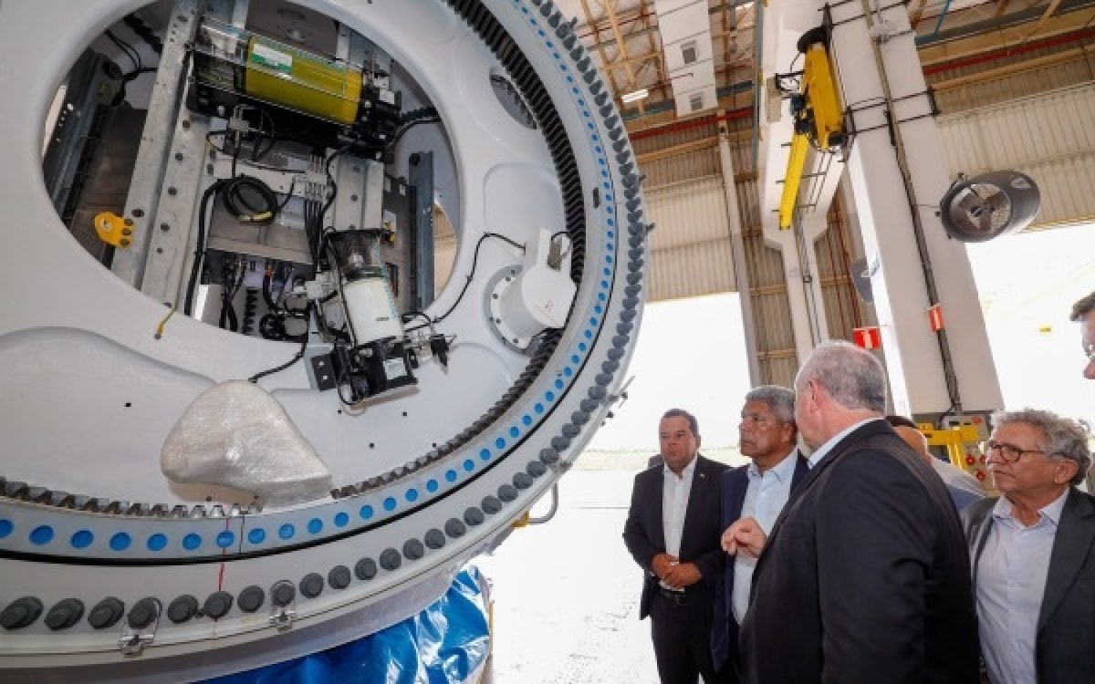 Bahia fortalece cadeia eólica com reativação da Fábrica de Torres de Aço em Jacobina