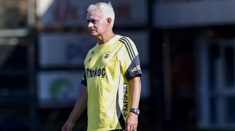 Fim de uma Era: Fenerbahçe e Mourinho encerram parceria após temporada conturbada