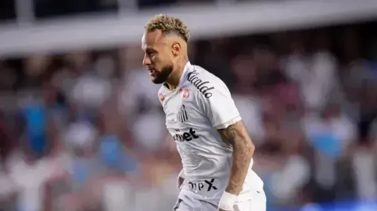 Santos encara Palmeiras pela Copa do Brasil sem Neymar entre os titulares