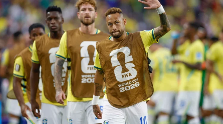 Ancelotti explica por que deixou Neymar no banco contra o Japão: ‘Estávamos esperando a prorrogação’