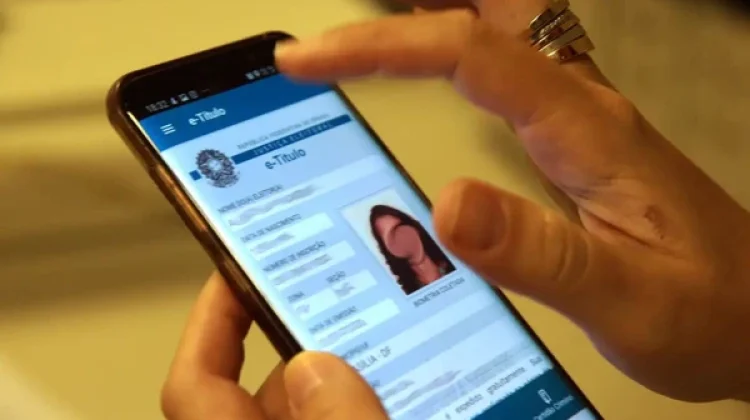 Veja como baixar o e-Título e usar o celular para votar nas eleições de 2026