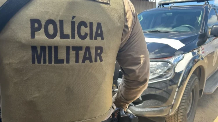Filho é preso suspeito de esfaquear o próprio pai no interior da Bahia